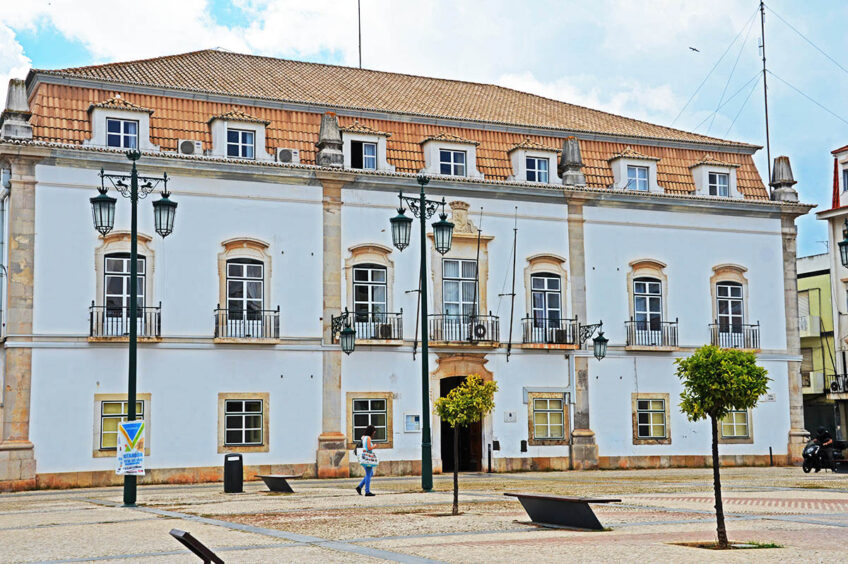 Município de Portimão lança online Arquivo Municipal com X-arqWeb